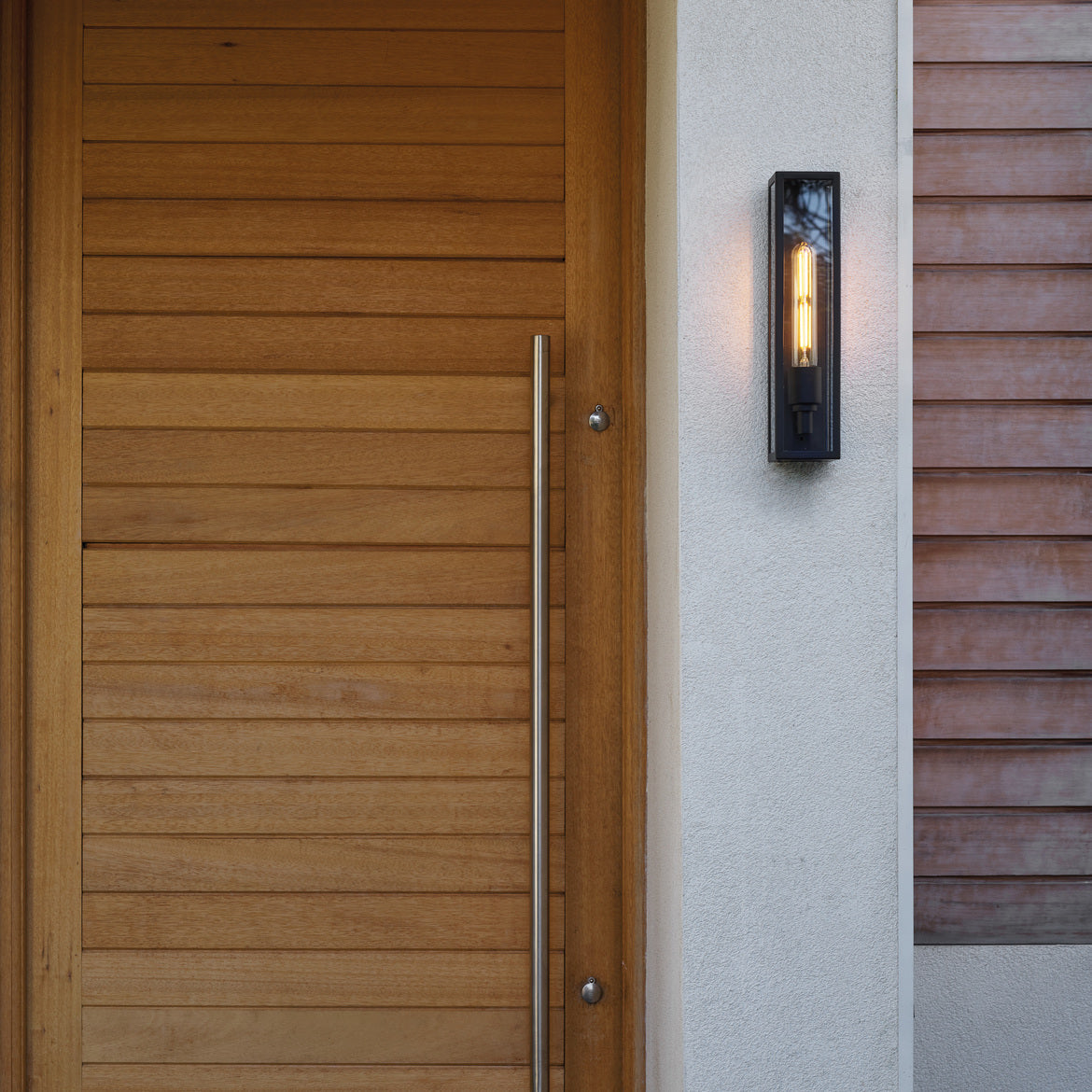 Harvard 350 Wall Light, E27, IP44