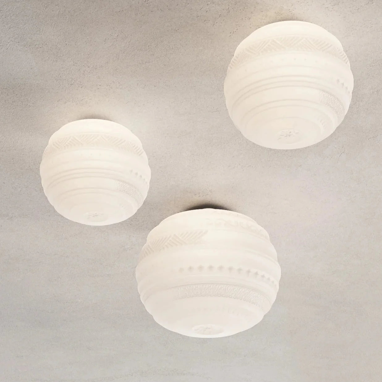 Braille Ceiling, 40 cm, White Textured Glass with Black Base, E27, Triac Dim, IP20