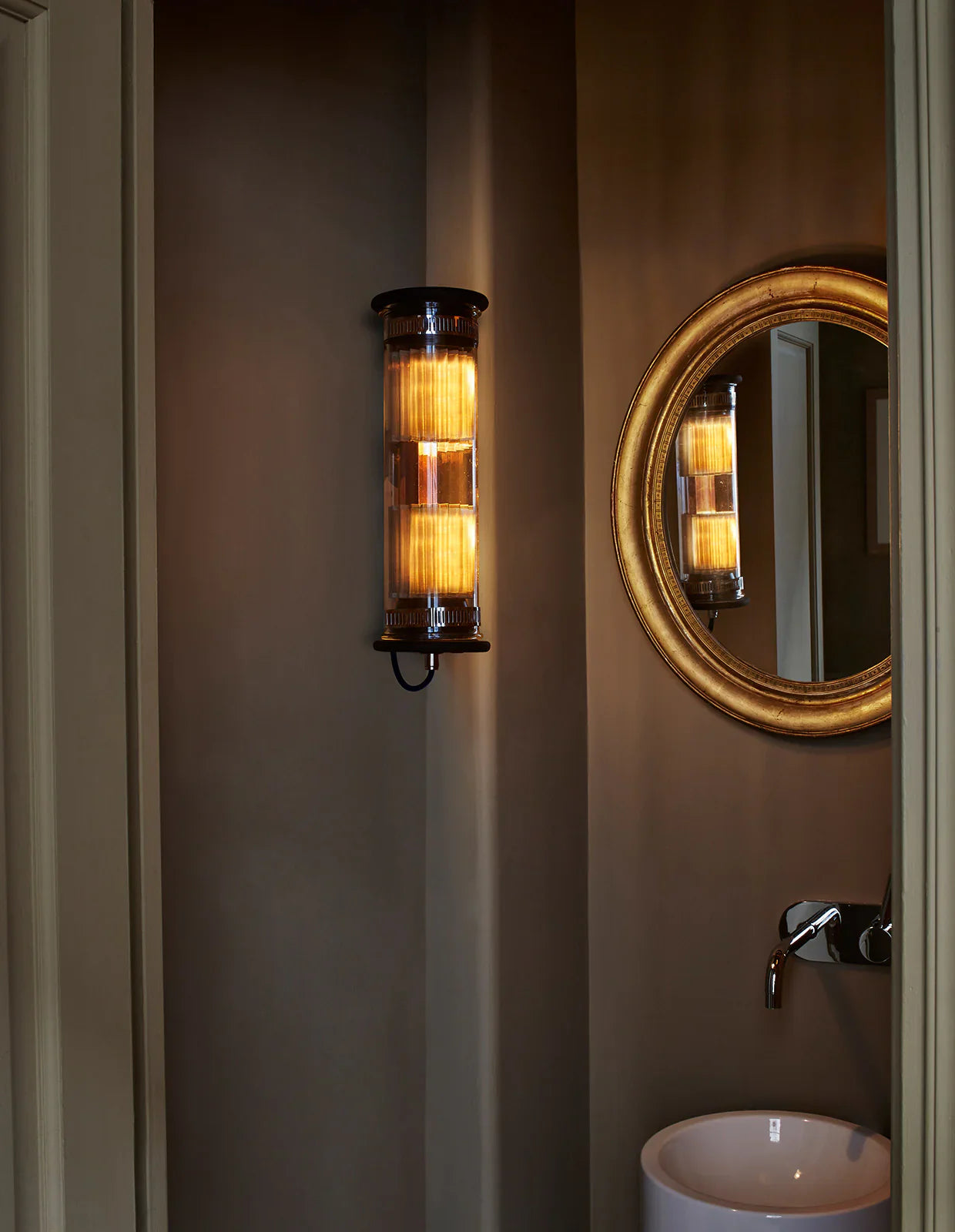 Tube Bulb Wall or Ceiling, 72 cm, Gold Reflector No Mesh, E27, IP64