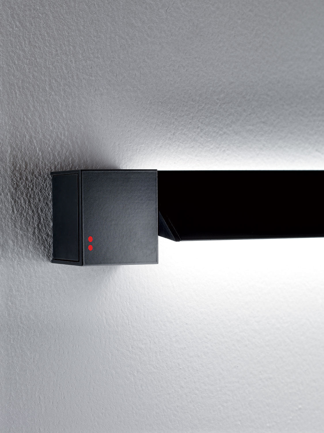 Pivot Wall Light, Adjustable, LED, Phase Cut Dim, IP40