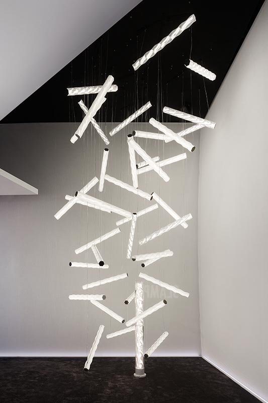 Hugo Pendant, Linear, LED, Triac Dim