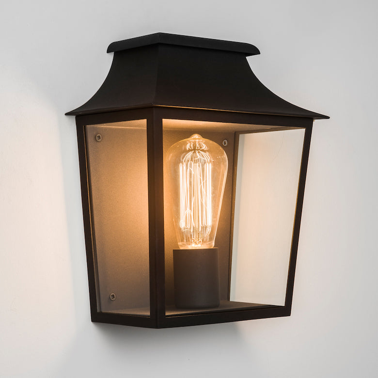 Richmond Wall Light with Flush Mount, E27, IP44