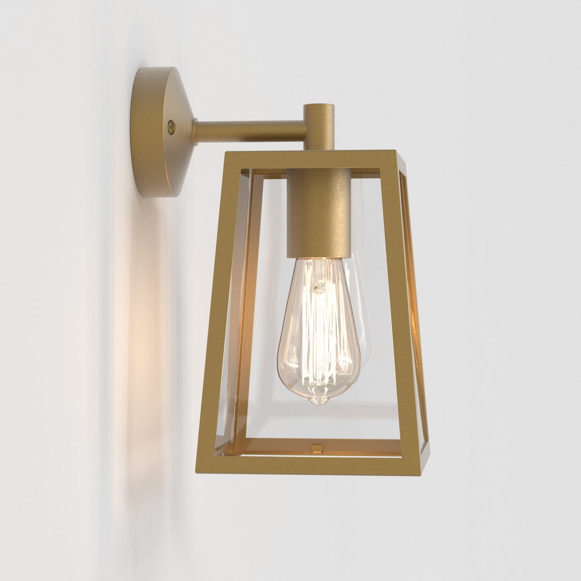 Calvi Wall Light, Antique Brass, E27, IP44