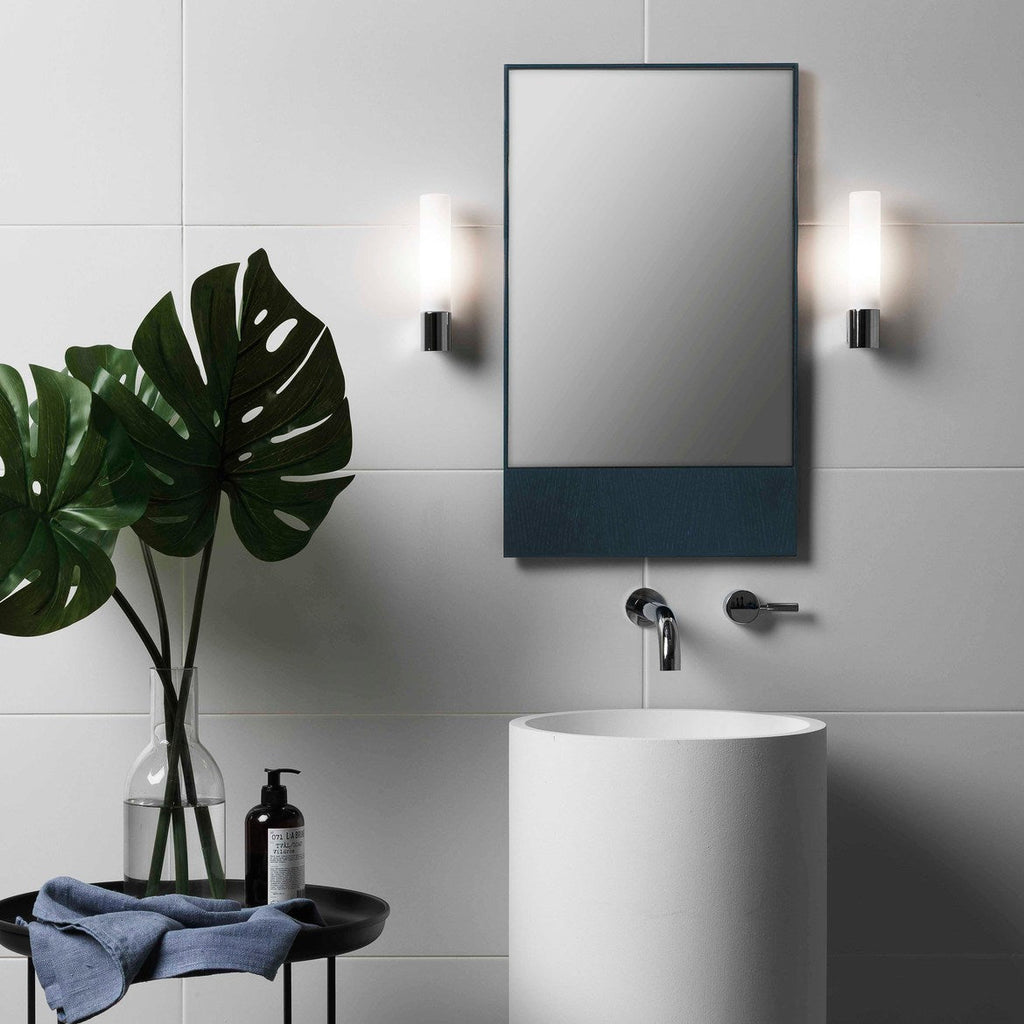 Bari Wall Light, Matte Nickel, G9, IP44