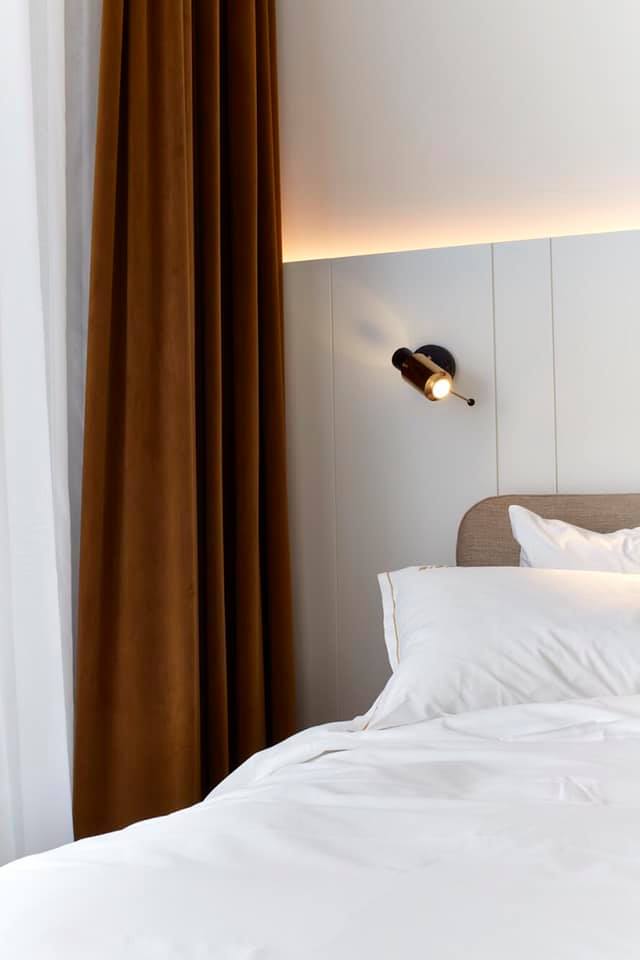 Biny Adjustable Reading Wall with Stick, Black and Nickel, LED, Thumbswitch, IP20