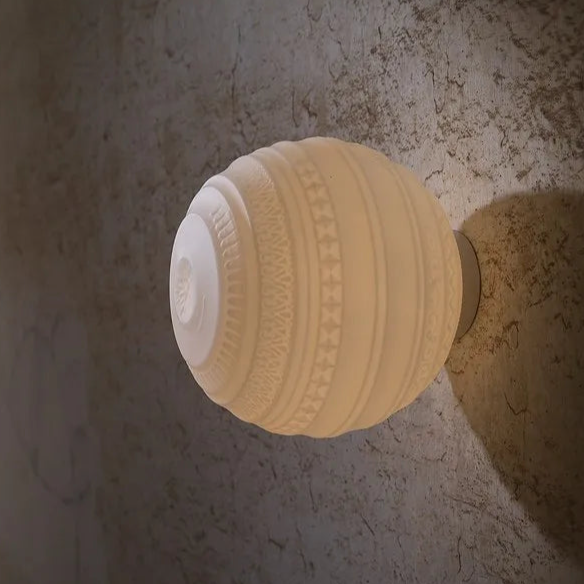 Braille Wall, 25 cm, White Textured Glass with Black Base, E14, Triac Dim, IP20