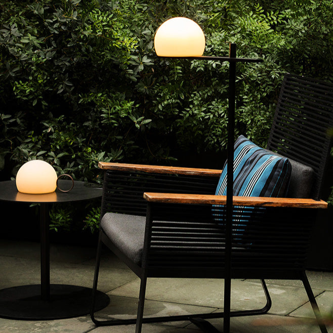 Circ Floor Lamp, Poly Shade with Rust Body, LED, IP55