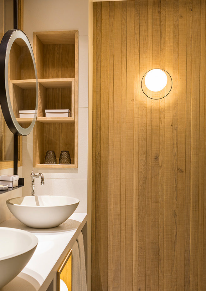 Circ Wall Light, White Poly with Rust Ring, LED, Triac Dim, IP55