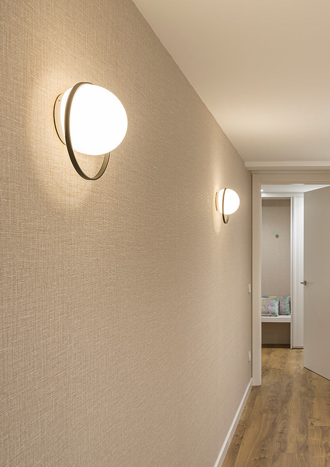 Circ Wall Light, White Glass with Gold Ring, LED, Triac Dim, IP20