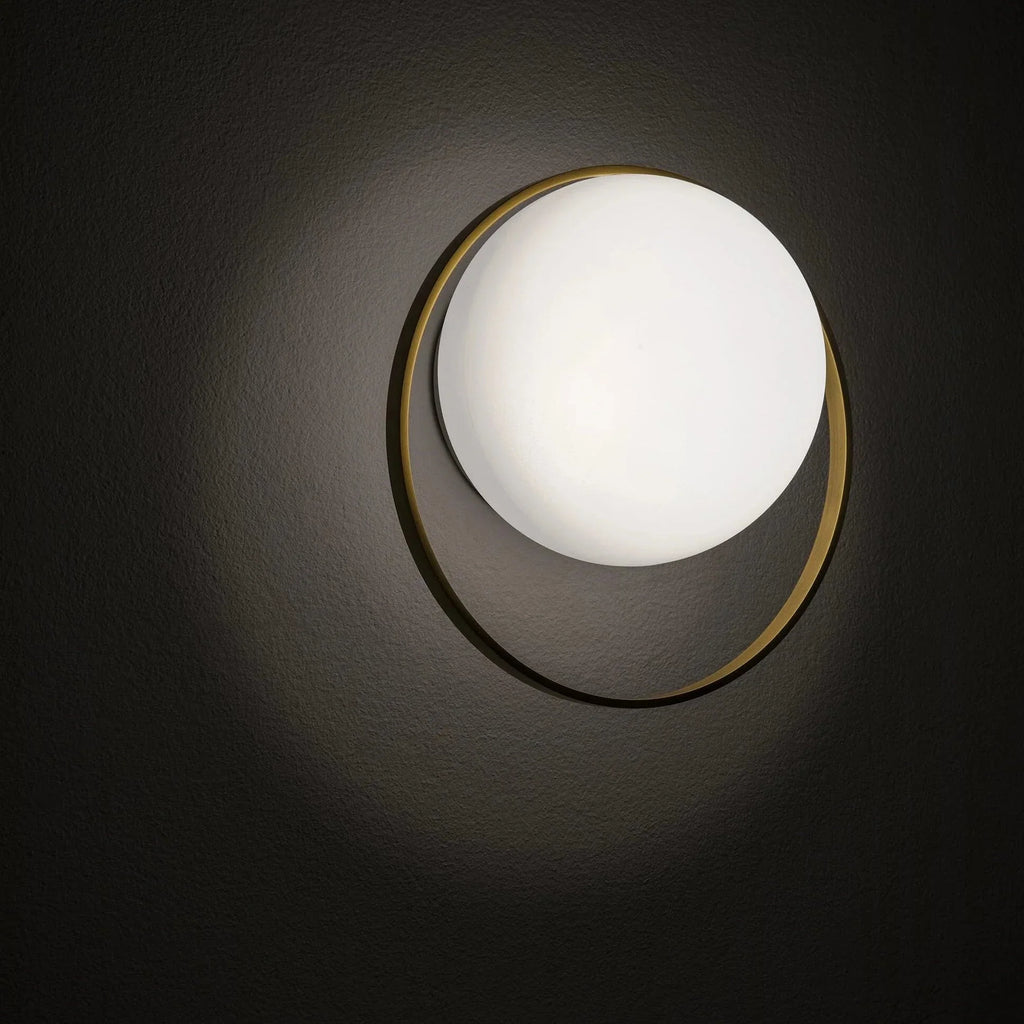Circ Wall Light, White Poly with Rust Ring, LED, Triac Dim, IP55