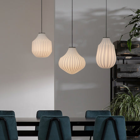 Circus pendant light, white filigree handblown glass, oblong, E27, Triac Dim, IP20