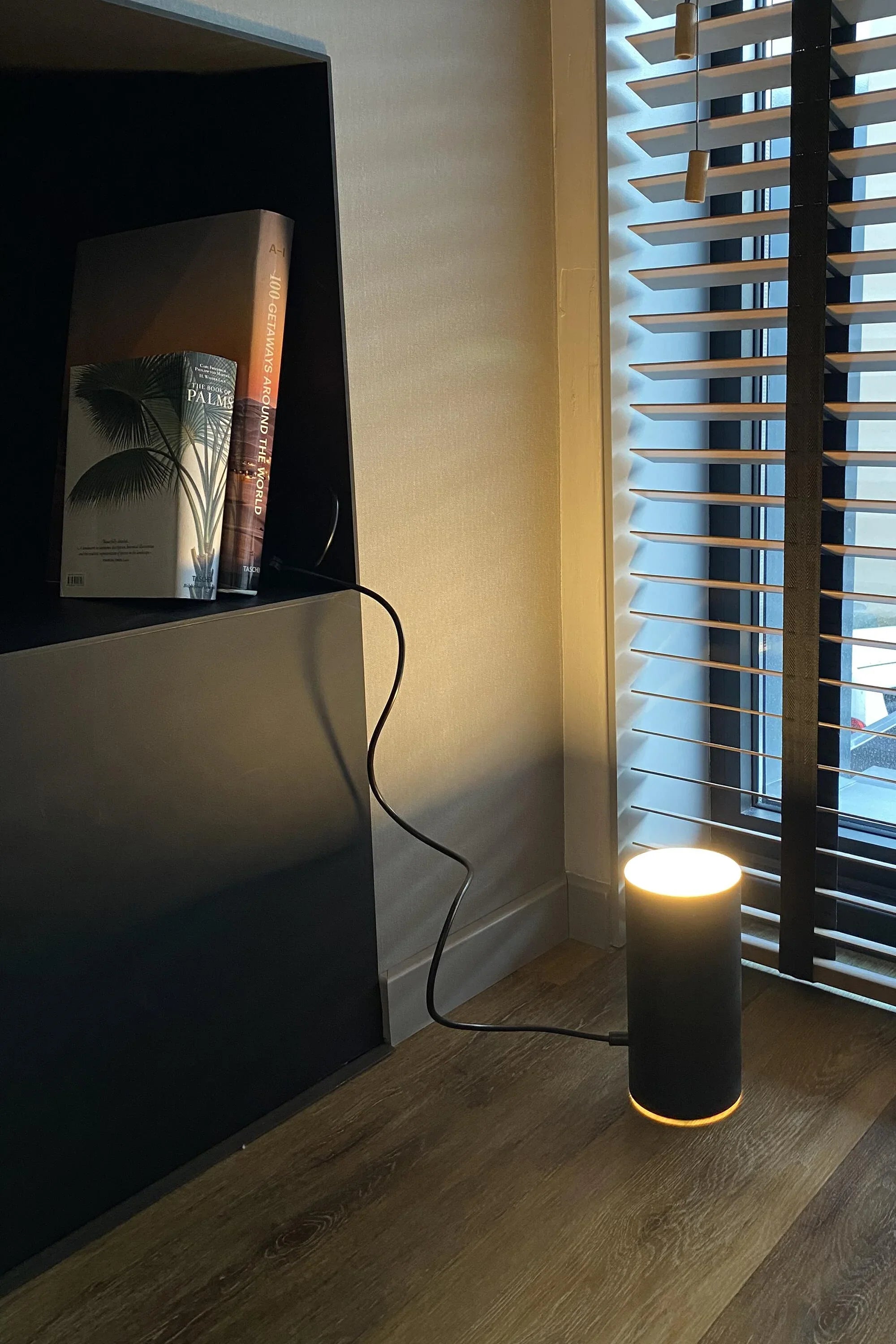 Cyls Floor Uplight, Beige, E27, On/Off, IP20