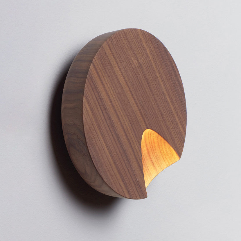 Dots Wall, Cone Beam, Directional, Adjustable, Wood American Oak, 5.75W, LED, Dim