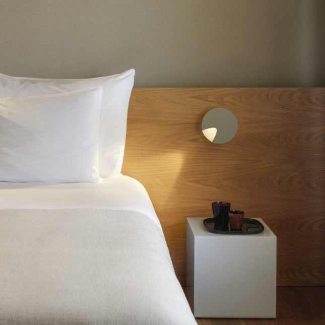 Dots Wall, Reading, Adjustable, Green, 5.75W, LED, Thumbswitch or Dim