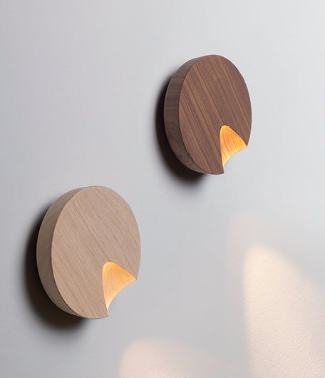 Dots Wall, Reading, Adjustable, Light Brown, 5.75W, LED, Thumbswitch or Dim