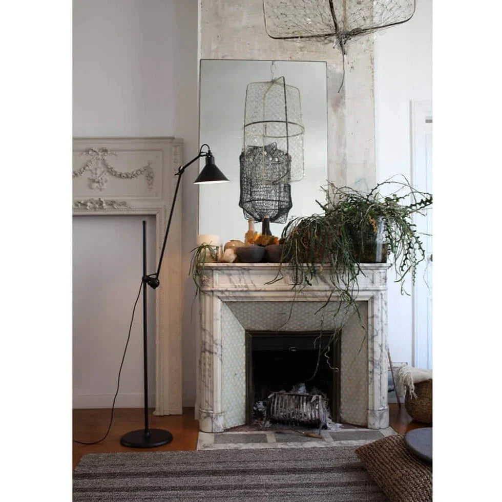 Gras-N215-Floor-Black-with-Lush-Hearth