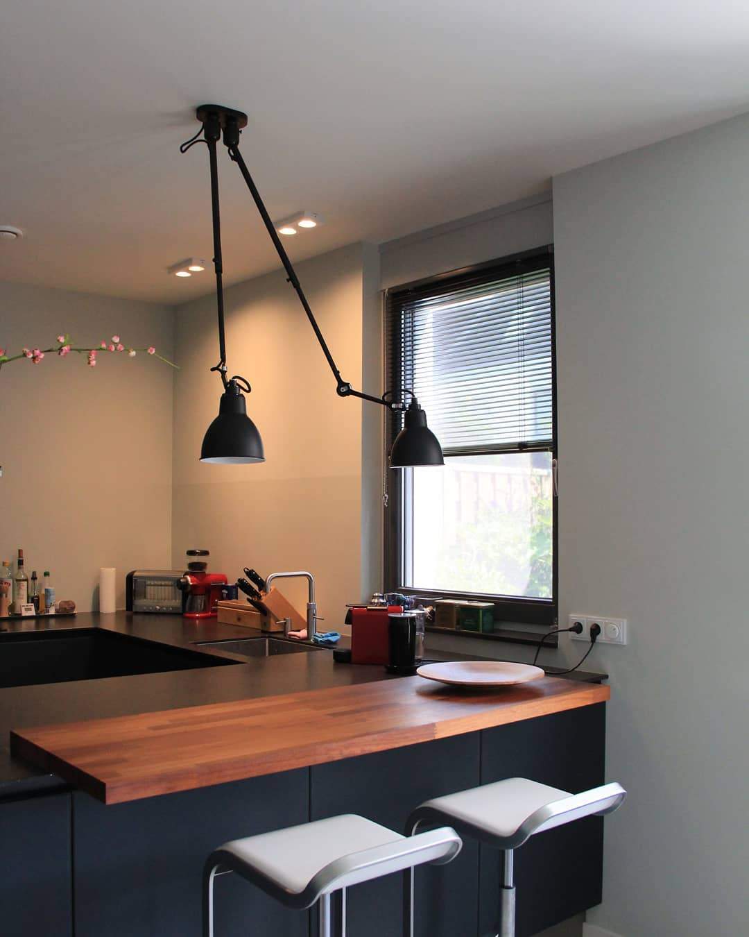 Gras-N302-Double-Pendant-Black-Over-Kitchen-Island