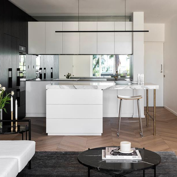 Highline Linear Pendant in Black in Small Modern White Flat