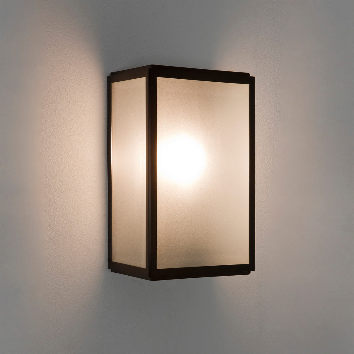 Homefield 160 Wall Light, E27, MOTION SENSOR, IP44