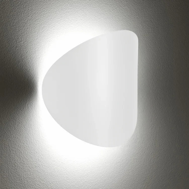 Lune Wall Light, White, LED, Triac Dim, IP65 Outdoor