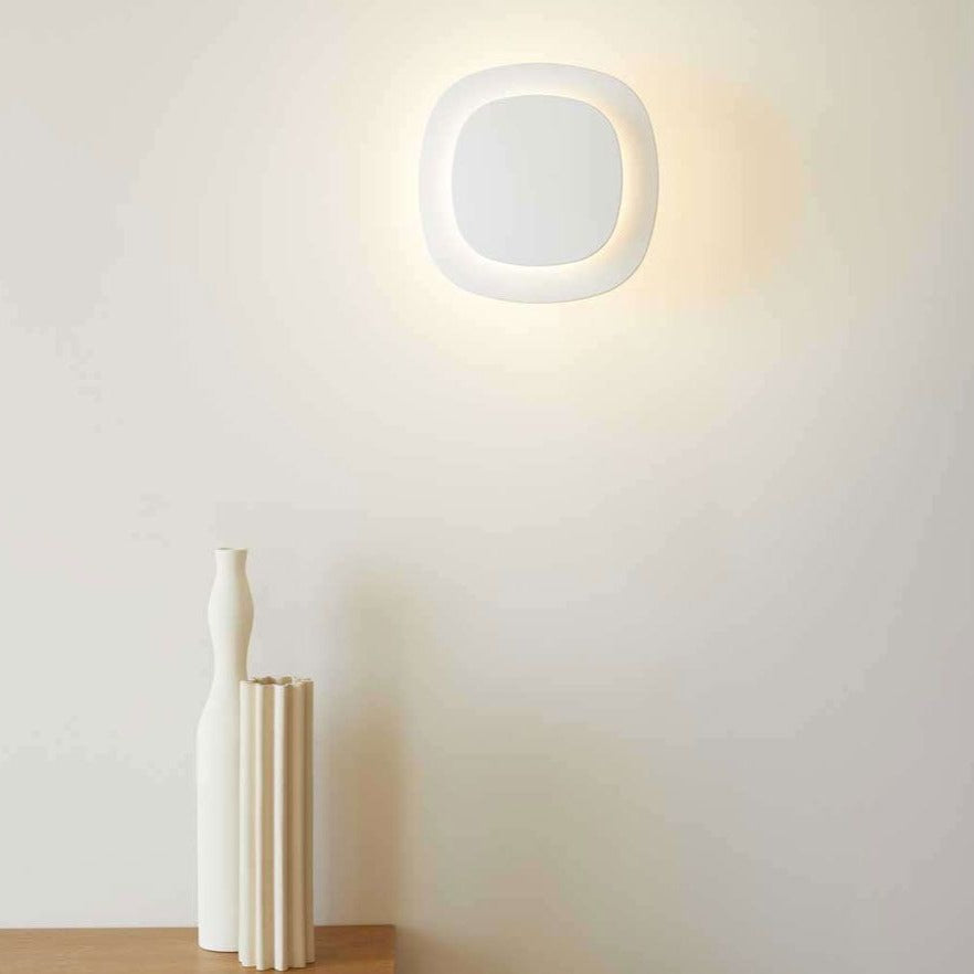 Luthien Wall, Sand Technopolymer Front with White Base, LED, Phase Dim, IP20