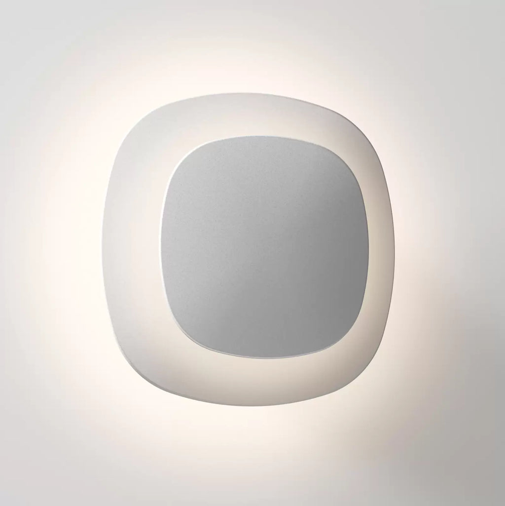 Luthien Wall, Pearl Grey Technopolymer Front with White Base, LED, Phase Dim, IP20