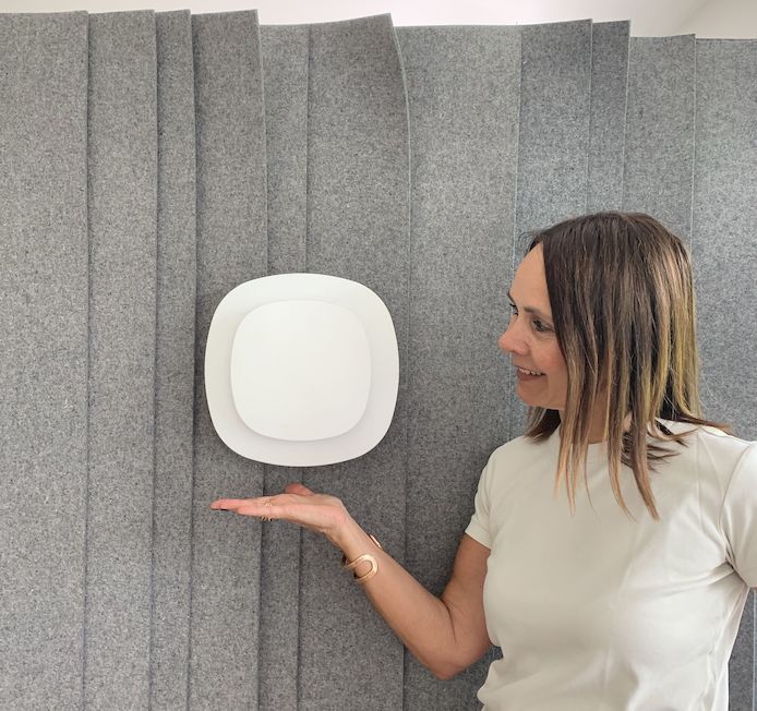 Luthien Wall, White Technopolymer Front with White Base, LED, Phase Dim, IP20