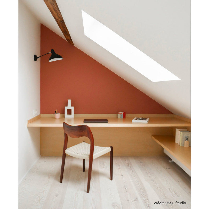 Mantis BS5 Adjustable Standard Wall, Black, Thumbswitch, E14, IP20