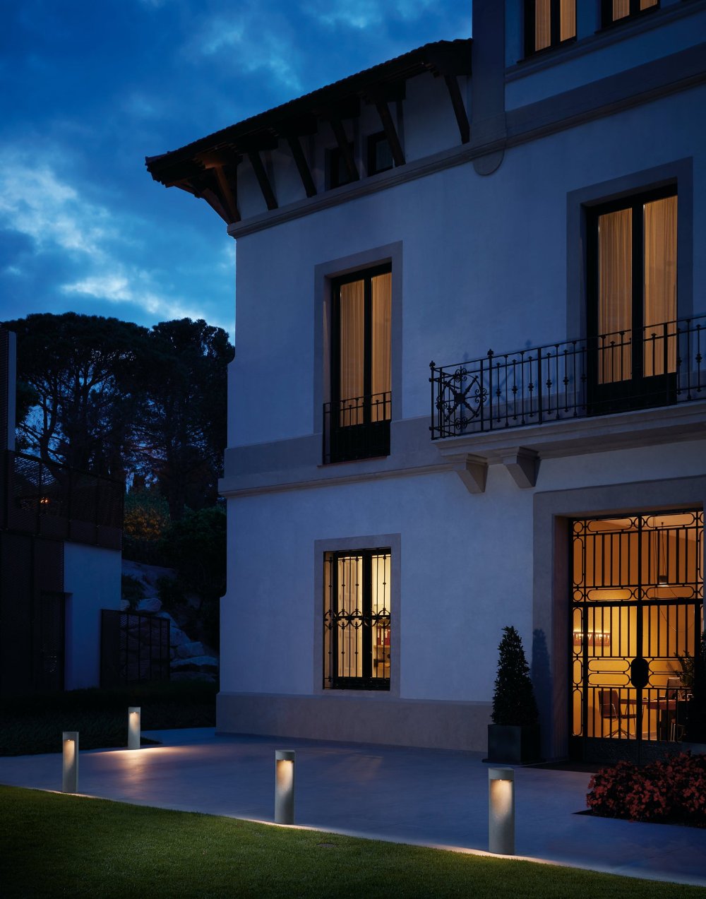 Moai Bollard, 60 cm, Cement, LED, 6.5W, Triac Dim, IP66