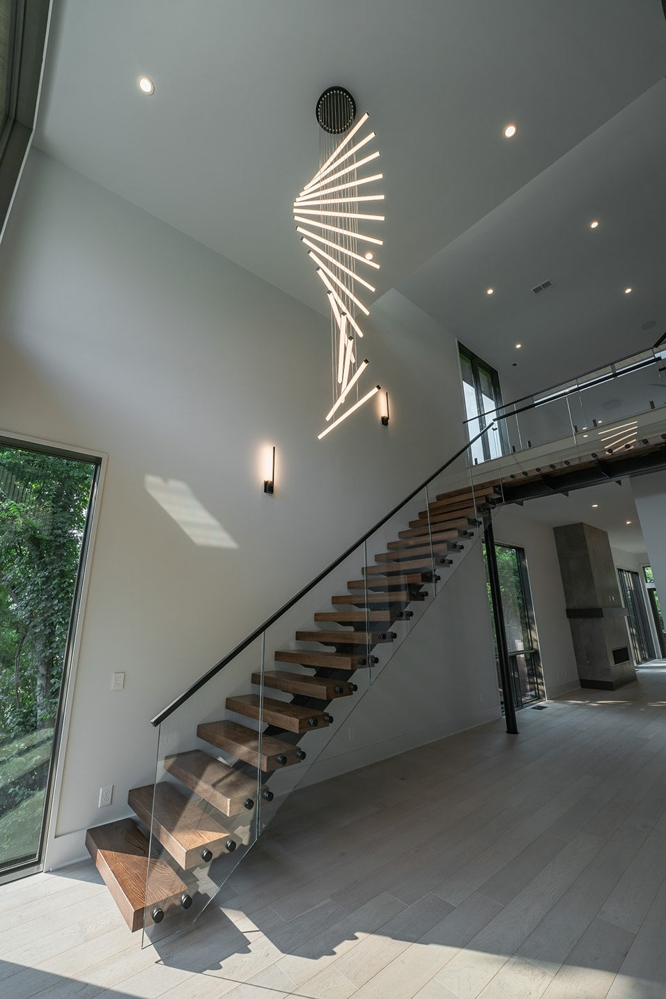 Rhythm Pendant, Vertical, LED, 1-10v Dim