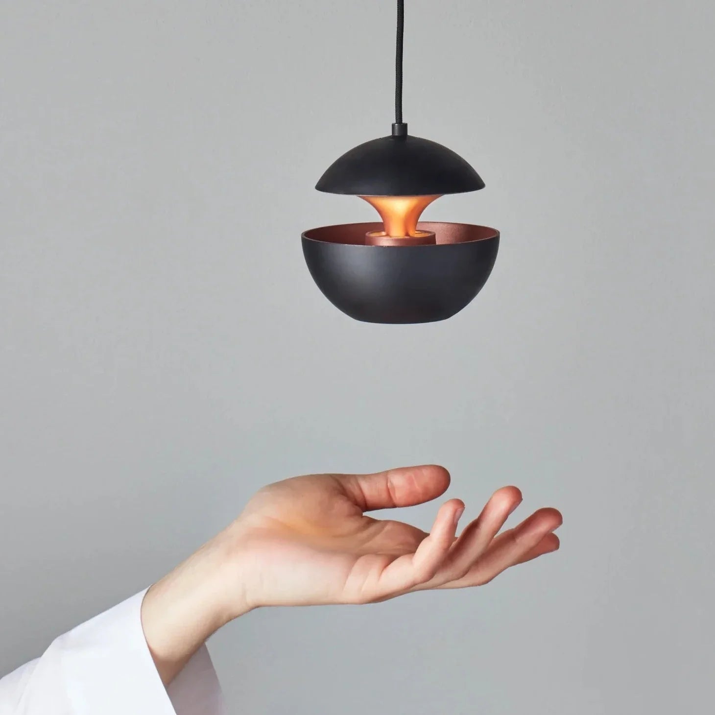 Sun Pendant, 350 mm, Black with Copper Interior, E27, IP20