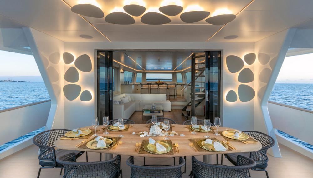 Tria Wall, 6 Light, White, LED, 76W, Triac Dim, IP20