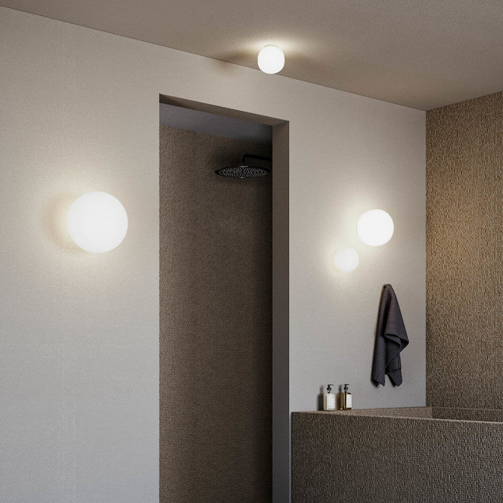 Volum Wall, 42 cm, White Glass, E27, IP54