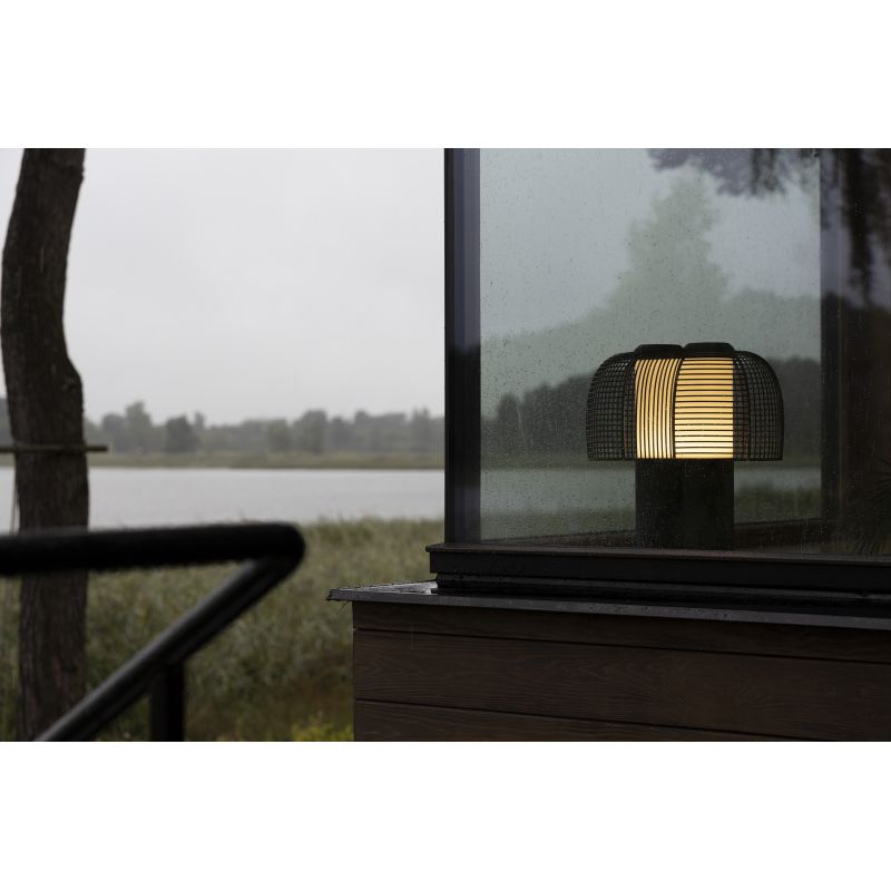 Yasuke Table Lamp, Black, LED, Thumbswitch Dim and Variable Kelvins, IP20