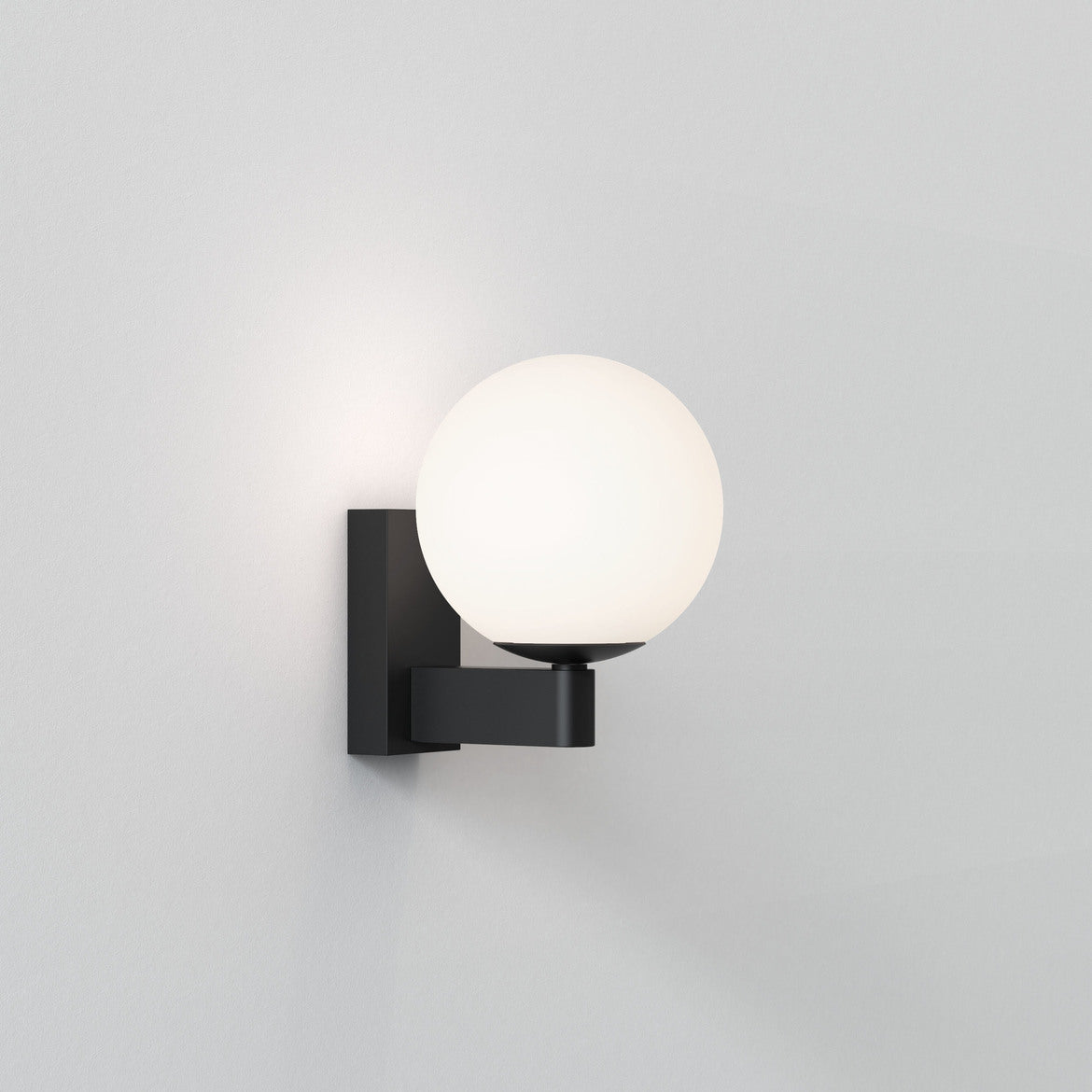 Sagara Wall Light, Black, G9, IP44