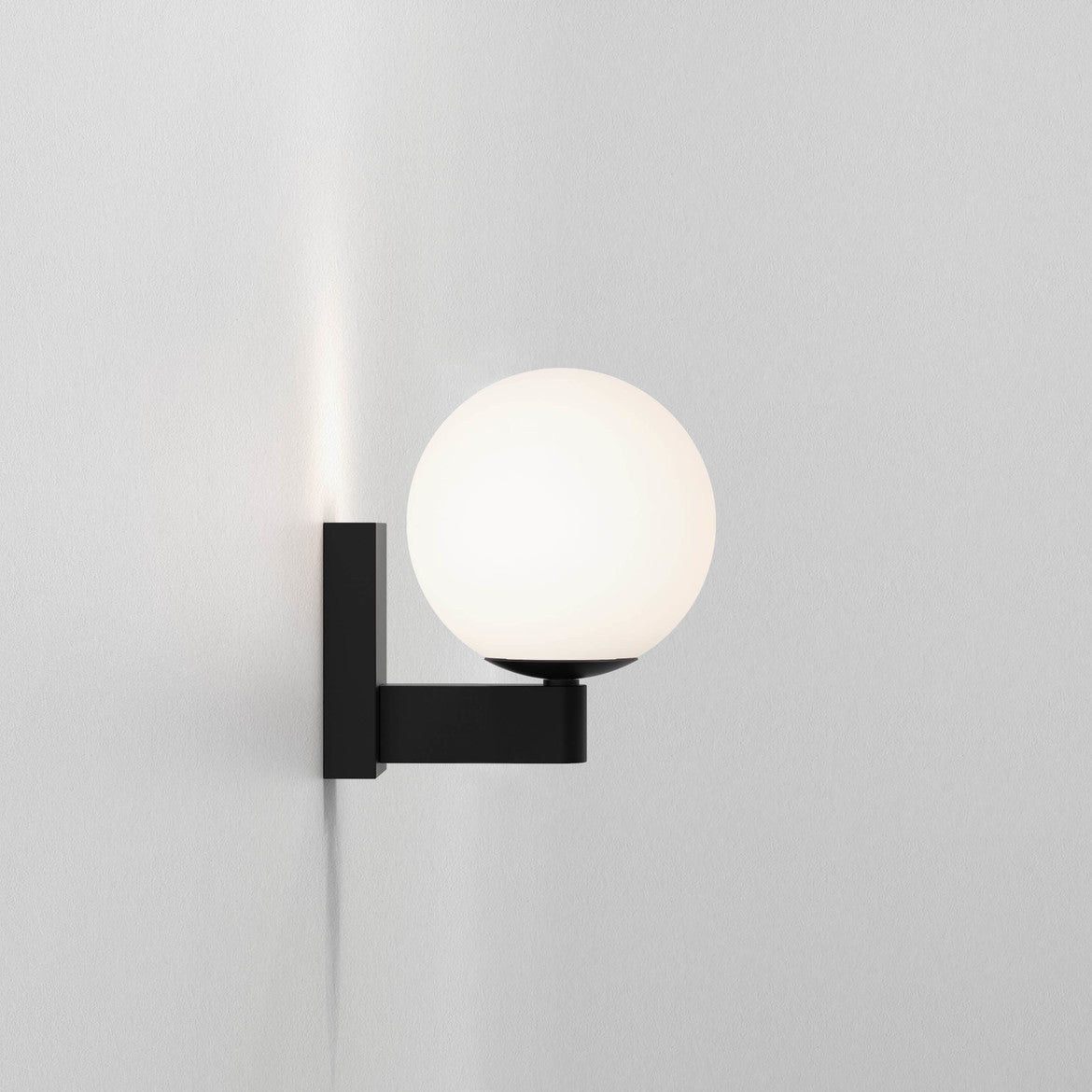 Sagara Wall Light, Black, G9, IP44
